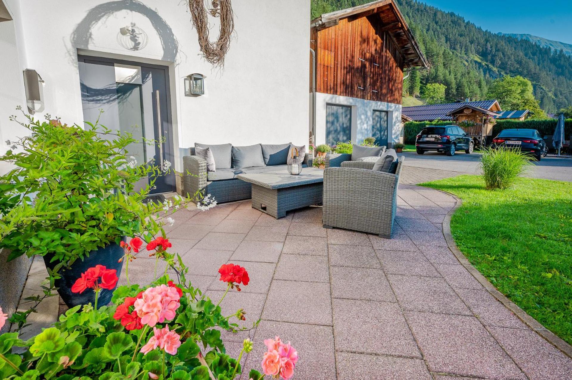 Haus Dietz Elbigenalp Exterior photo