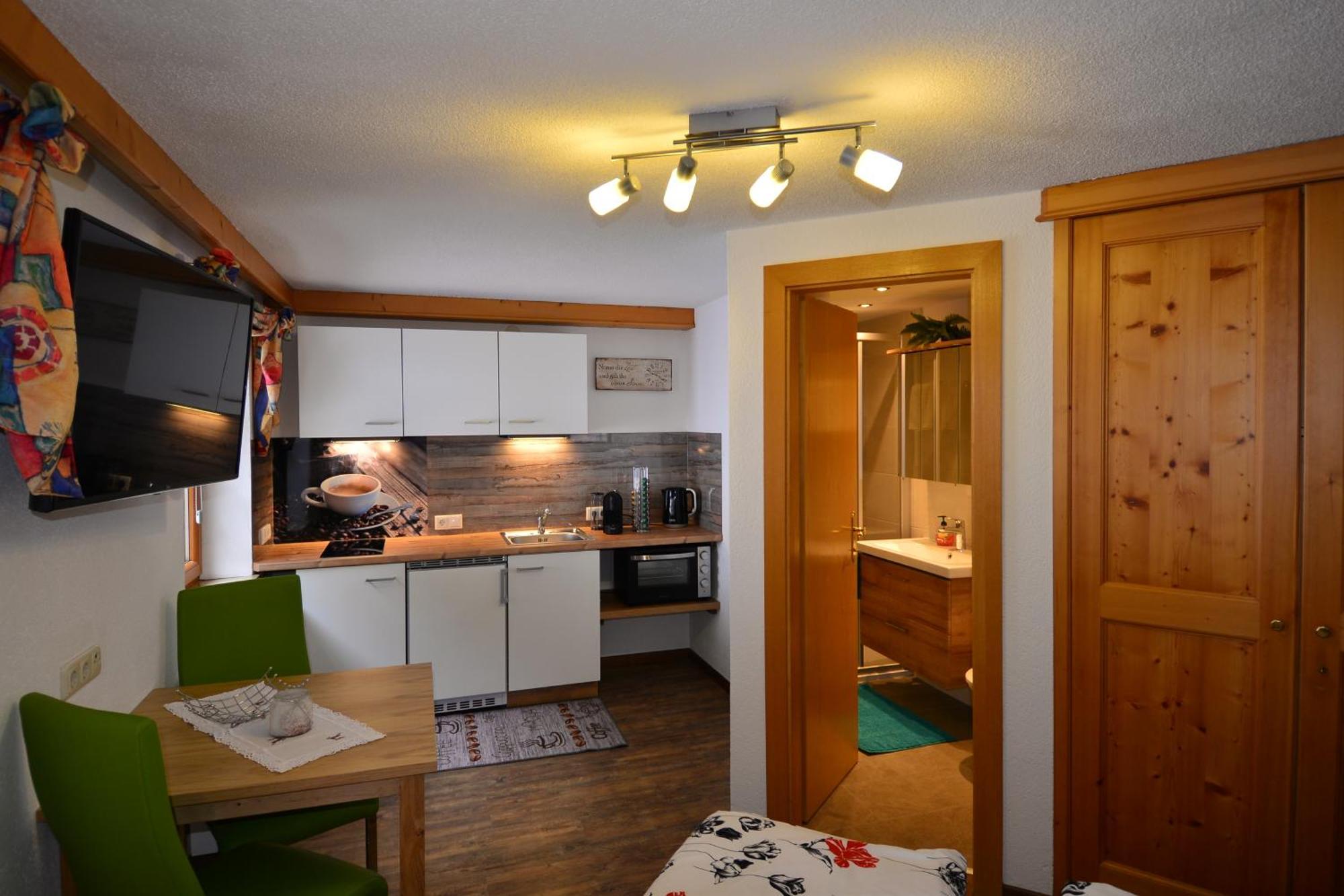 Haus Dietz Elbigenalp Room photo